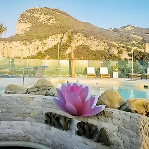 Luxury 1 Bedroom Studio Ocean Plaza Apartment